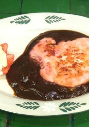 Una foto de Chuletas ahumadas con adobo