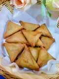Qeema Samosa
