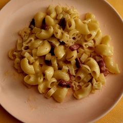 Pasta carbonara 🍝 A picture of Pasta carbonara 🍝.