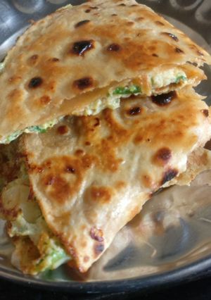 ऑमलेट सैंडविच (Omelette sandwich recipe in hindi) रेसिपी मुख्य फोटो