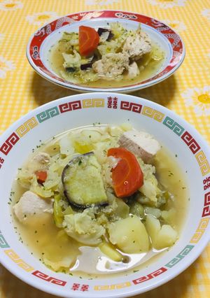 Una foto de Sopa de Quinua (quinoa) con verduras!