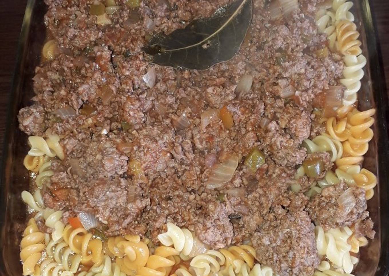Fideos tricolor con salsa boloñesa 🍝