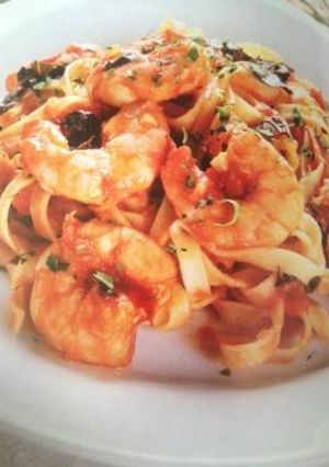 Una foto de Pasta con camarones