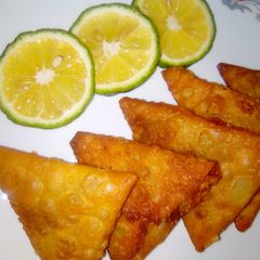 A picture of Spicy vegetable samosa fillings.