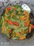 Acara bumbu kuning pedes