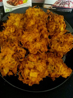 A picture of Noodles pakoras.