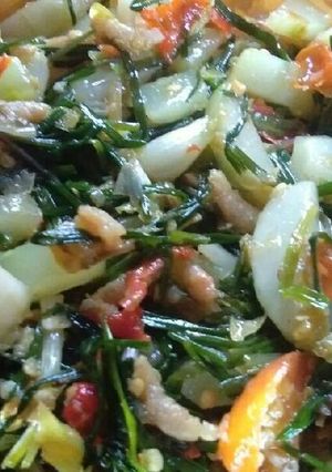 Foto resep Oseng Bawang Kucai Pedas