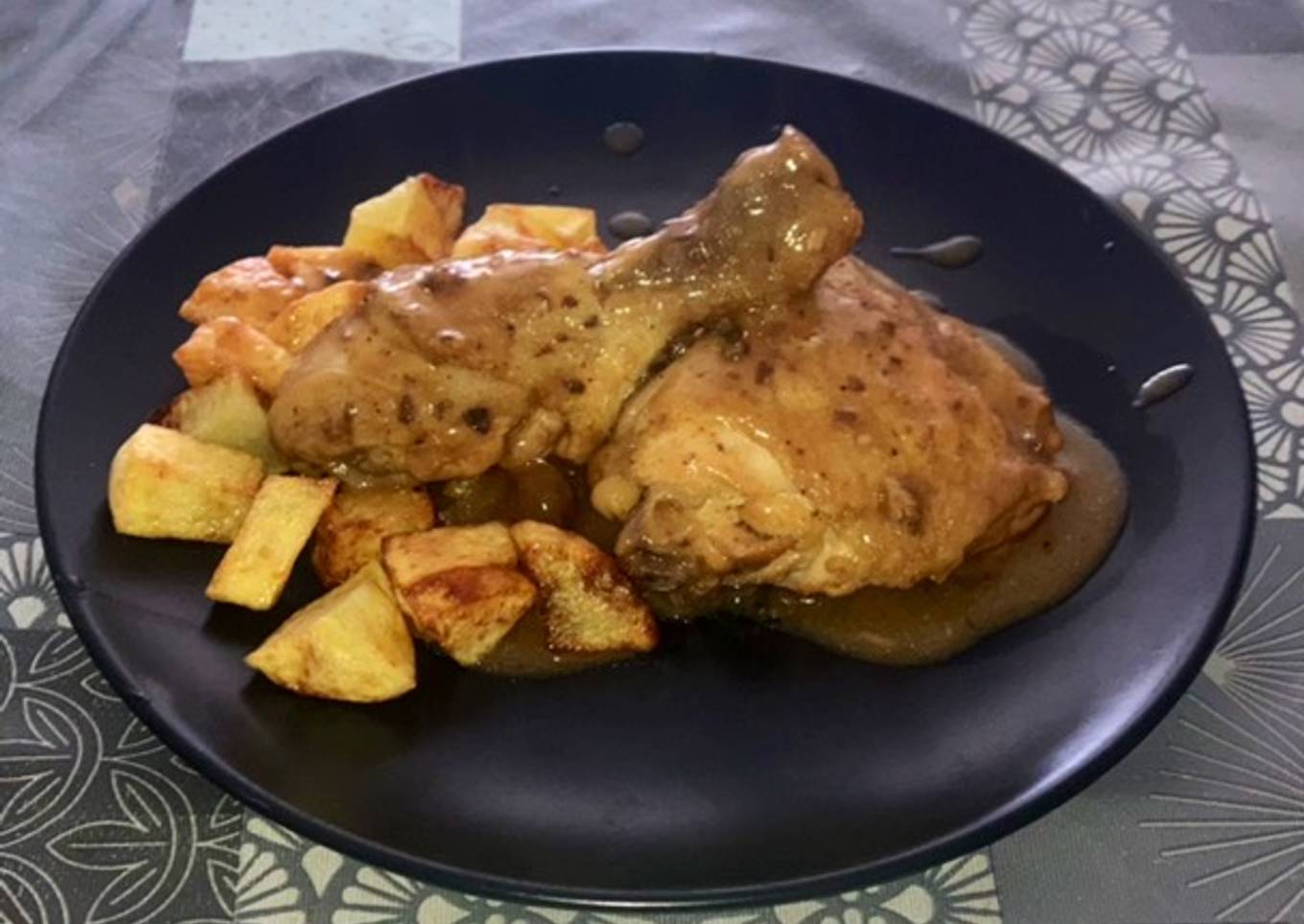 Pollo al Ajillo