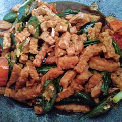A picture of Oseng-oseng Tempe / Stir-fried Tempe (Vegan).