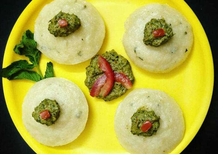 Recipe of Favorite Rava Idli