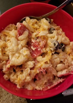 A picture of Pizza Pasta Salad.