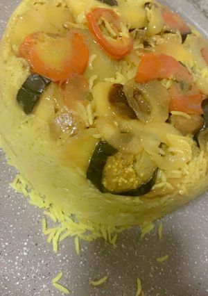 صورة لوصفة مقلوبة دجاج 🤤🐓💛