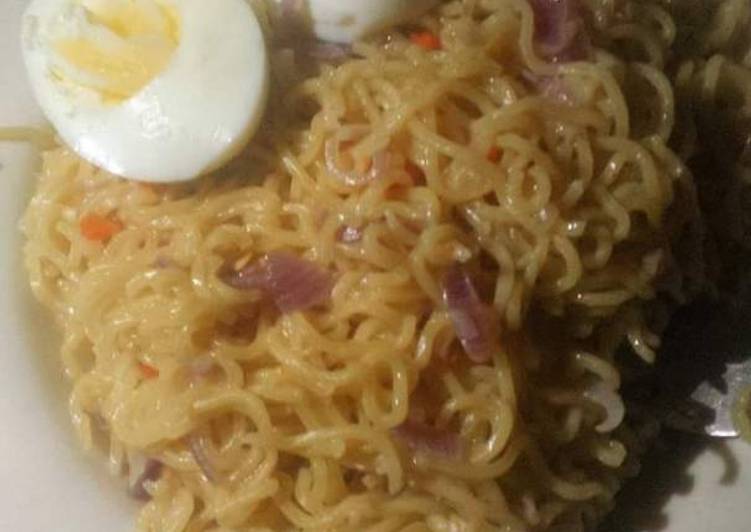 Indomine with boiled eggs