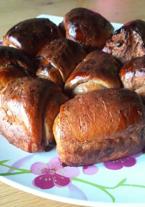 Une photo de Brioche au lait concentré sucré et pépites de chocolat (la plus facile de mes recettes de brioche)