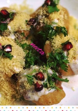 A picture of Yummy Alu Dahi Puri.