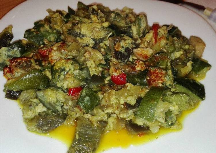 Revuelto de berenjena y pimientos Receta de 95vanedg Cookpad