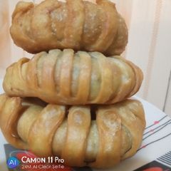 A picture of Rolled pie.