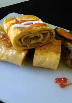 Foto resep Telur dadar gulung isi rendang