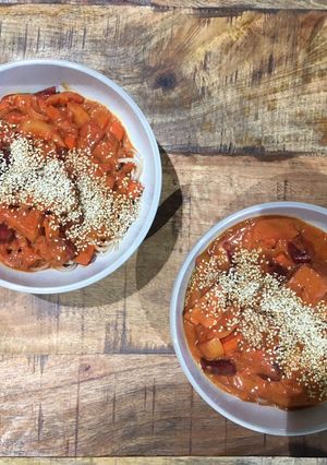 A picture of Mango and coconut curry (vegan).