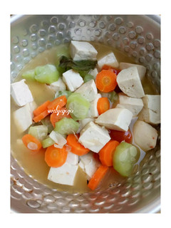 Foto resep Sayur Bening Tahu Oyong Wortel Sederhana