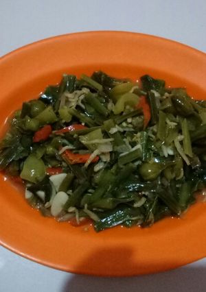 Foto resep Tumis genjer + ikan teri