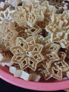 Foto resep Kembang Goyang Wijen super renyah