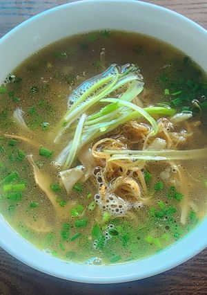 Hình của món Canh măng mực.