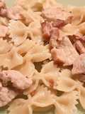 Farfalle com peru e bacon