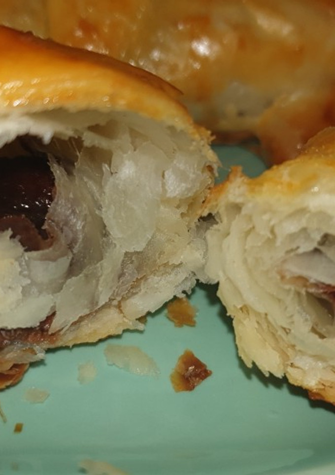 Una foto de 🥐 Cruasanes de chocolate de hojaldre