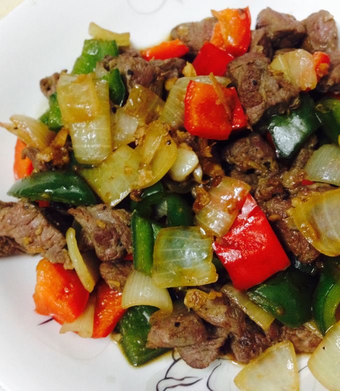 Hình của món Bò xào lúc lắc.