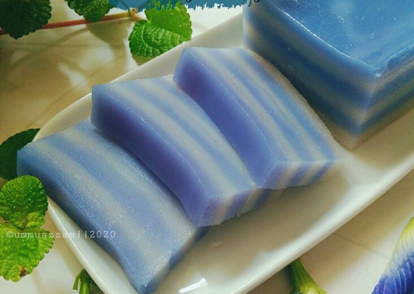 Kue Lapis Kembang Telang (Tapioka)