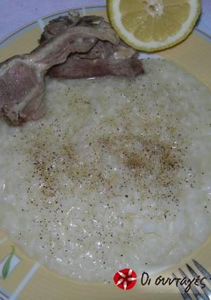 A picture of Gamopilafo (wedding pilaf).