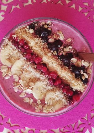 A picture of Healthy bowl.