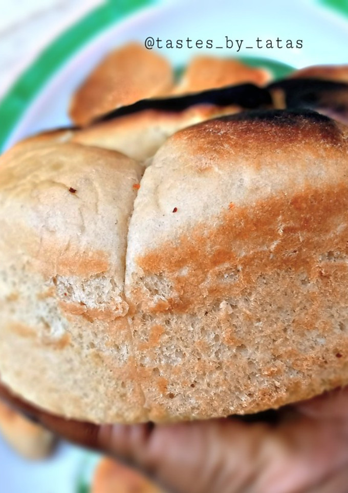 A picture of Eggless butterless Bread.