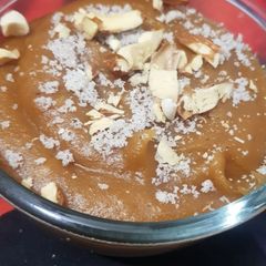 A picture of Besan ka halwa.
