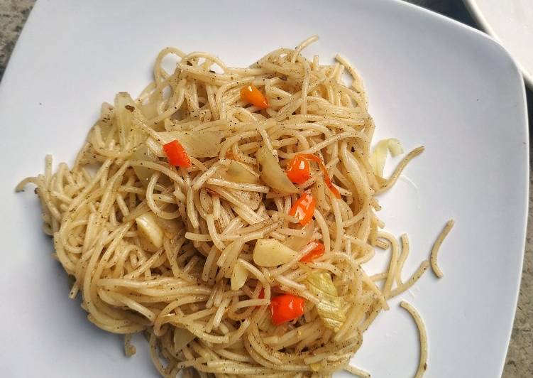 Cara Gampang Menyiapkan Spaghetti aglio olio spicy Anti Gagal