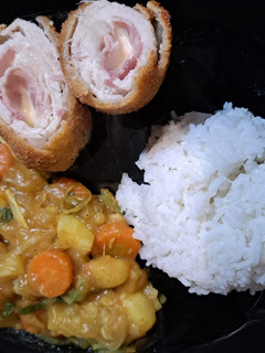 Foto resep Chicken cordon bleu with Japanese curry rice