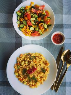 Фото Кускус з куркою та овочами.