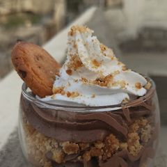 A picture of Party Pik (biscuits)mousse dessert.