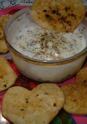 Una foto de Dip corazon para comenzar la velada
