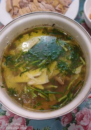 Hình của món Canh măng vịt.
