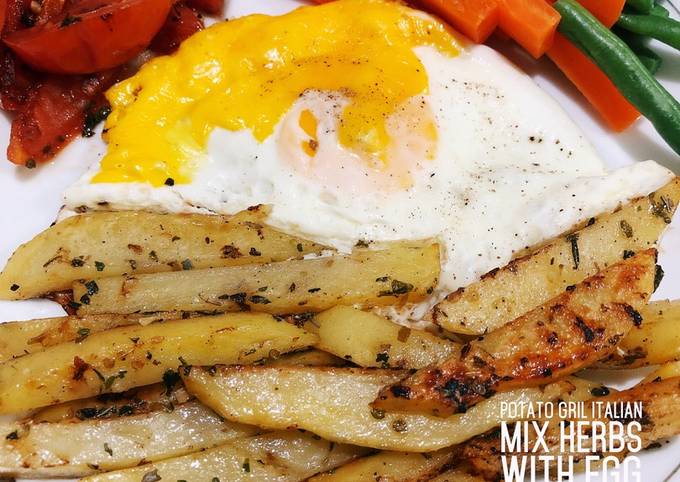 Potato grill mix herbs and fried egg (eat clean, menu diet)
