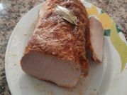 Una foto de lomo mechado al horno