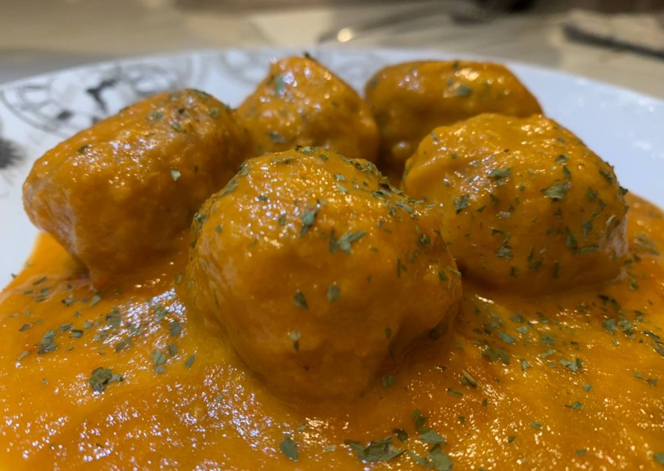 Albóndigas en salsa