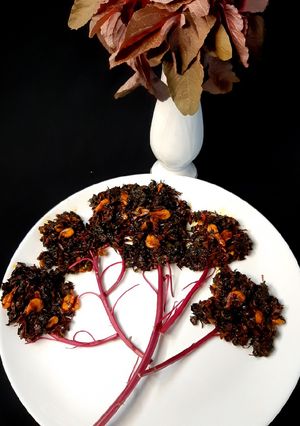 চিংড়ি দিয়ে লালশাক রেসিপির প্রধান ছবি