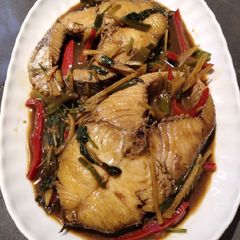 A picture of Fried Yellow Fin.