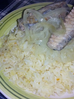 Una foto de Jurel en tarro con cebolla 🐟💯😋