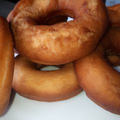 A picture of Lemon flavored doughnut.