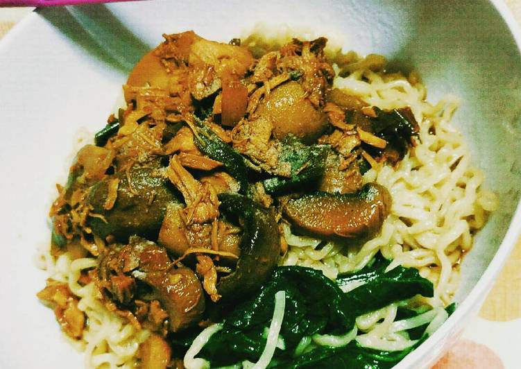 Mie Ayam Jamur �?�