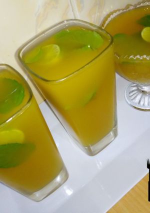 A picture of Mango juice.